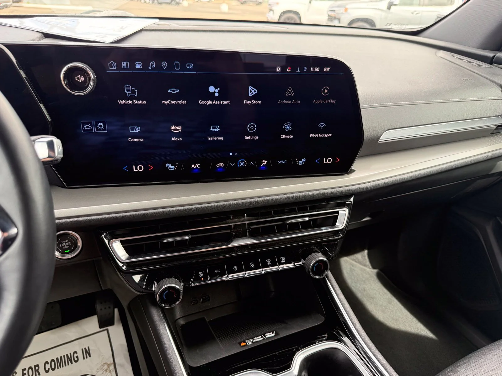 2025 Chevrolet Traverse LT - Photo 21