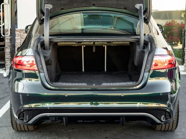 Used 2021 British Racing Green Metallic Jaguar R-Dynamic SE image 23