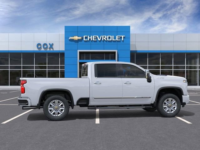 New 2026 Polar White Tricoat Chevrolet High Country image 5
