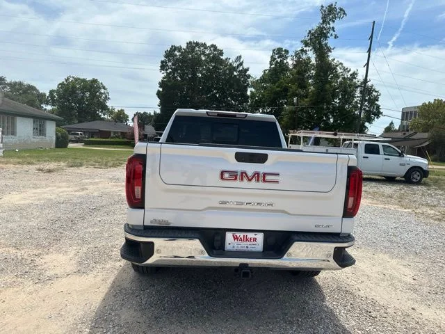 Used 2022 White GMC SLT image 11