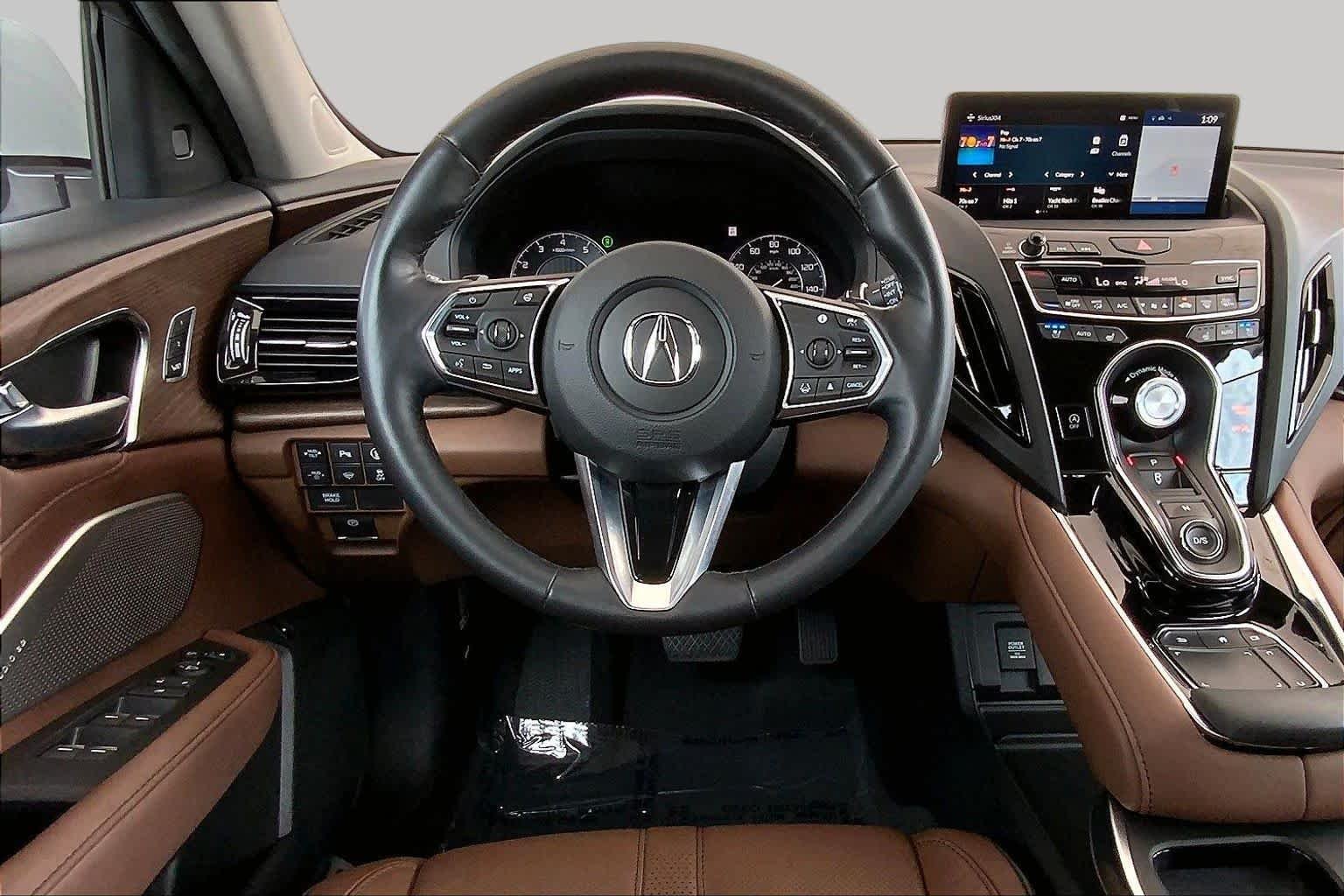 Used 2025 Platinum White Pearl Acura w/Advance Package image 6
