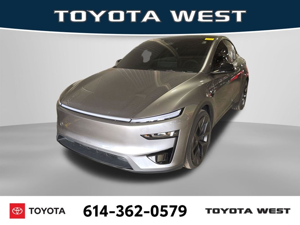 Used 2026  Tesla Premium image 4