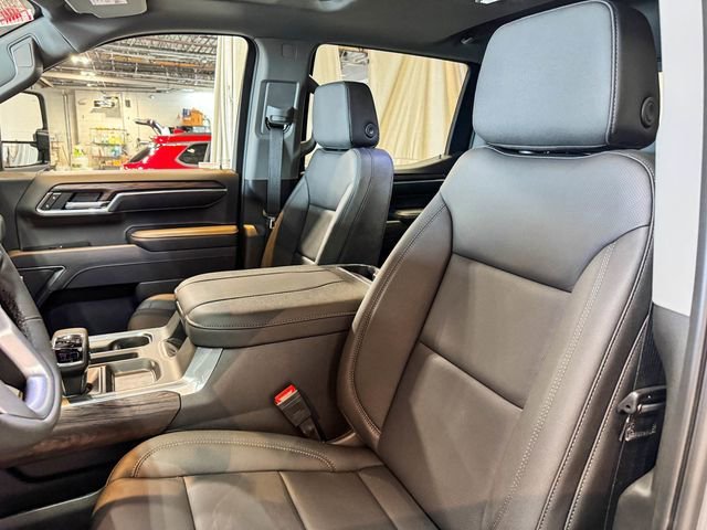 2026 GMC Sierra 1500 SLT - Photo 16