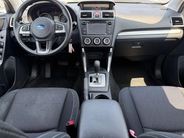 Used 2017 Crystal Black Silica Subaru 2.5i image 14