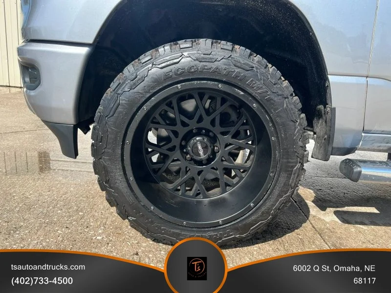 Used 2019 Gray Ram Big Horn Pickup 4D 5 1/2 ft image 12