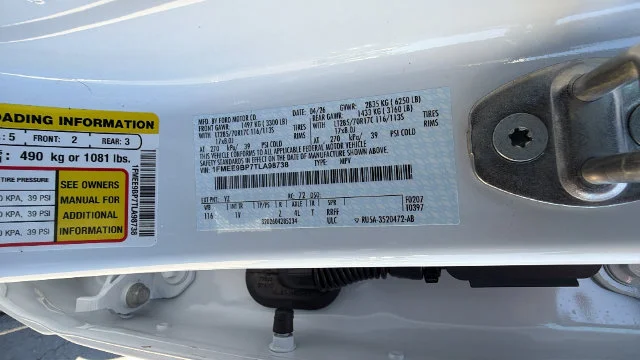 New 2026 Oxford White Ford Badlands® image 68