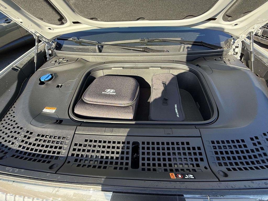 New 2026 Cyber Gray Hyundai S image 12