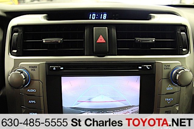 Used 2015 Gray Toyota SR5 image 6