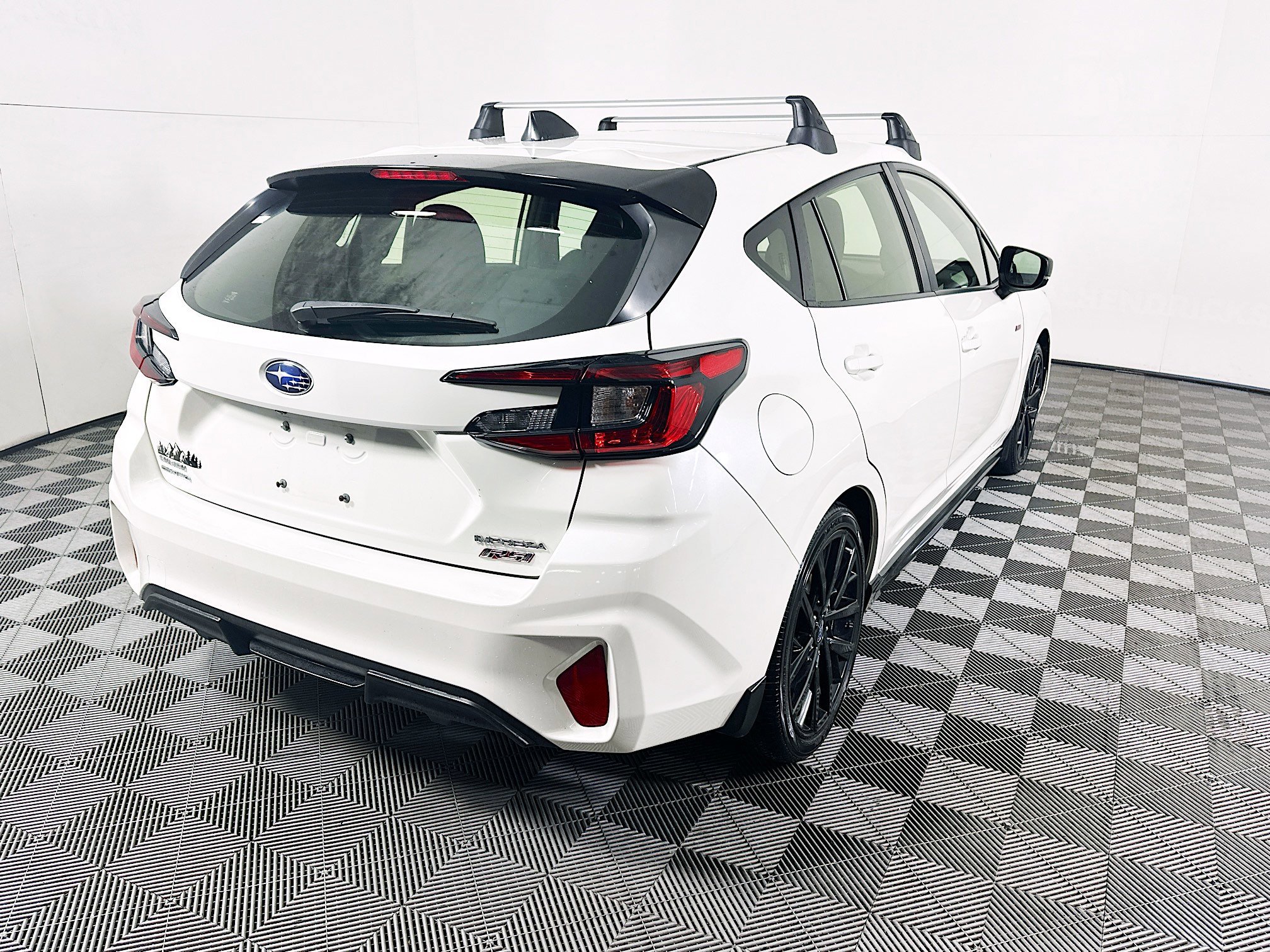 2024 Subaru Impreza thumbnail 5