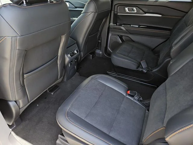 New 2026 Marsh Gray Ford Tremor® image 31