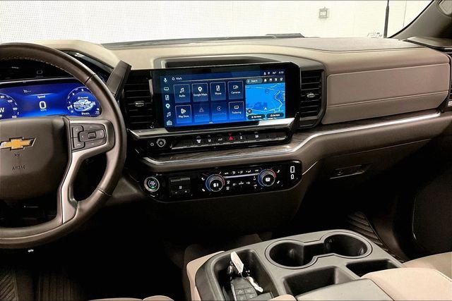2025 Chevrolet Silverado 3500HD LTZ - Photo 7