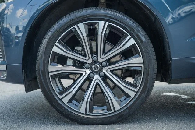 Certified Used 2023 Denim Blue Volvo Ultimate image 17