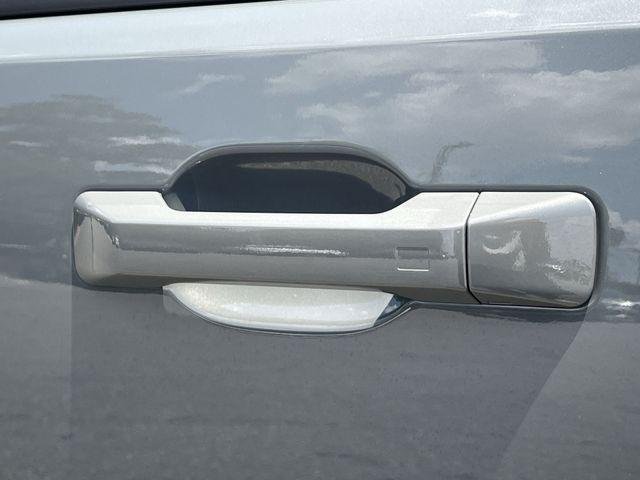 New 2026 Gray Hyundai SEL image 39