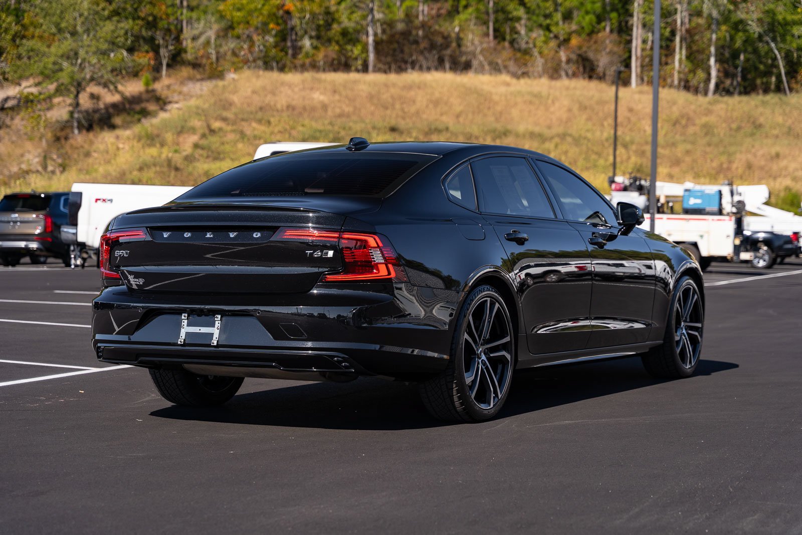 Certified Used 2021 Black Volvo T6 R-Design image 8