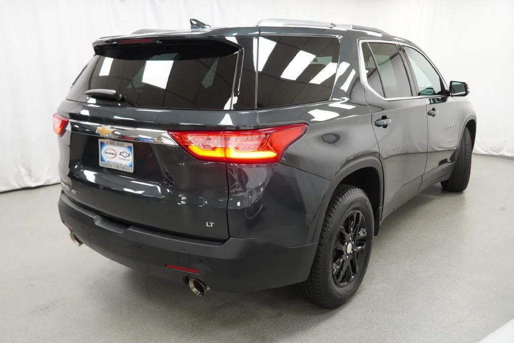 Certified Used 2018 GRAPHITE METALLIC Chevrolet LT Cloth image 18