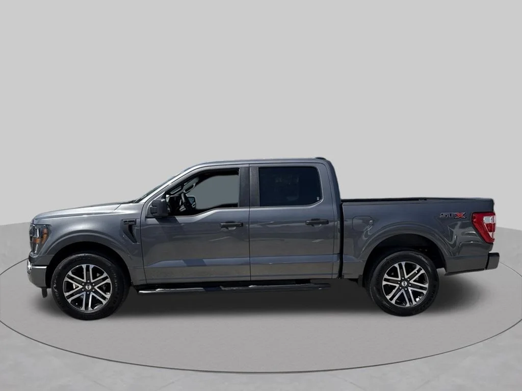 Used 2023 Gray Ford XL image 2