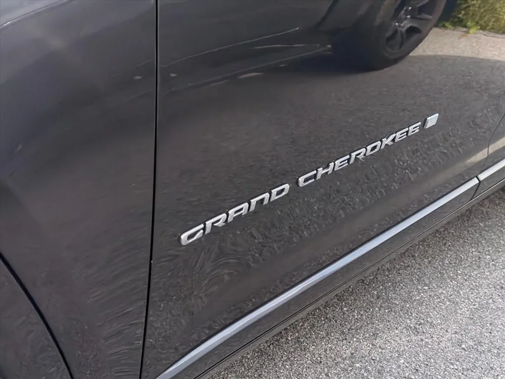 Used 2021 Gray Jeep Overland image 10
