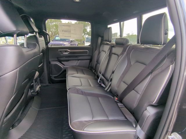 New 2026 Granite Crystal Metallic Clear-Coat Exterior Paint RAM Laramie image 15