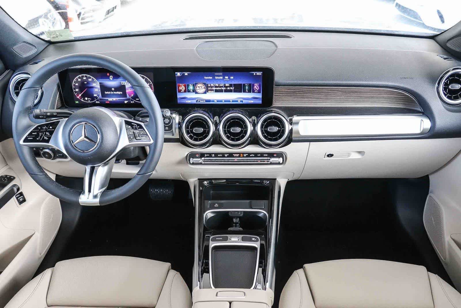 New 2026 Night Black Mercedes-Benz GLB 250 image 15