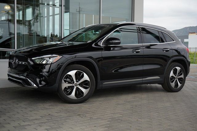Used 2026  Mercedes-Benz GLA 250 image 4