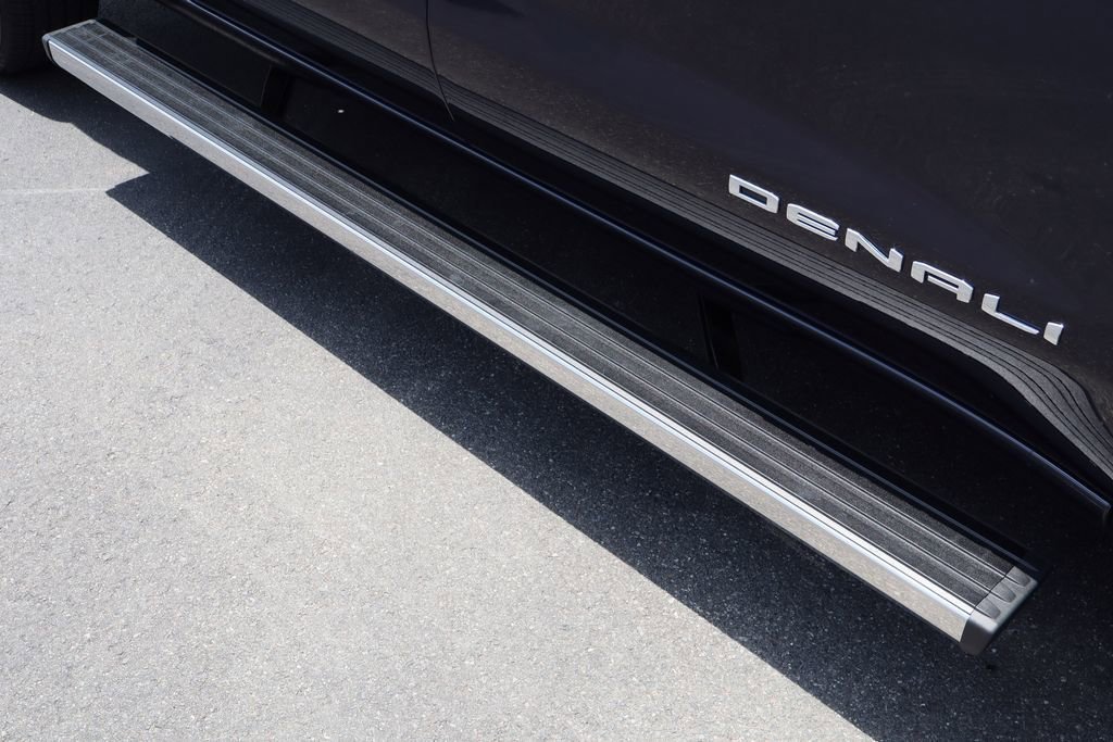 Used 2025 Titanium Rush Metallic GMC Denali image 11