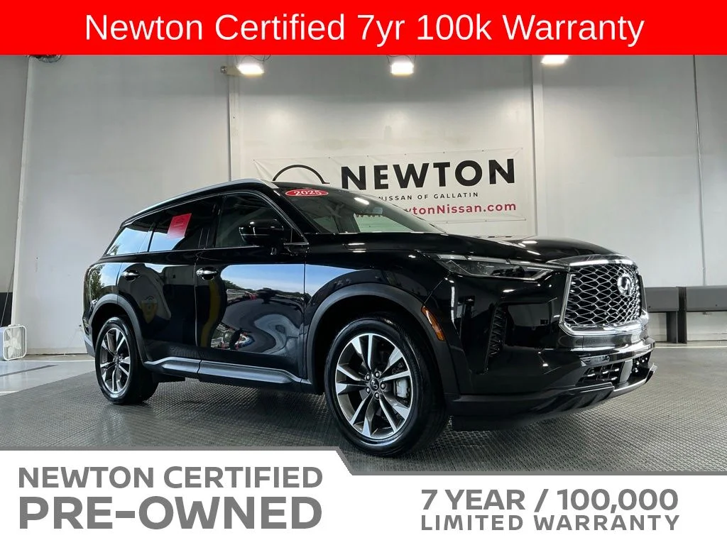 Certified Used 2025 Mineral Black INFINITI LUXE image 29