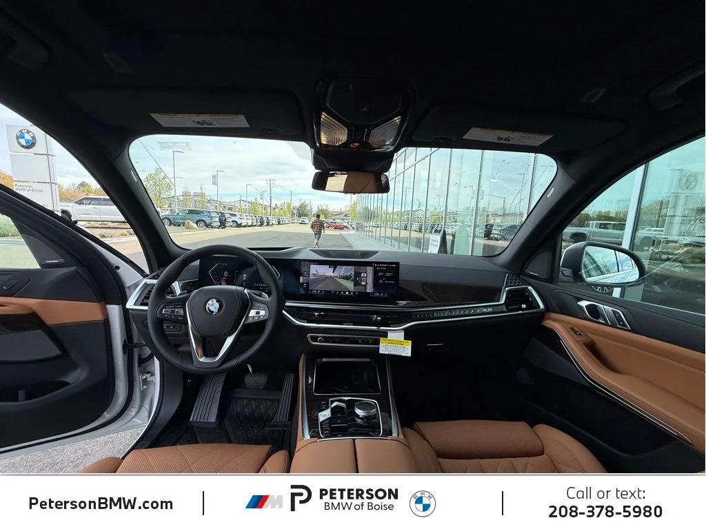 New 2026 White BMW xDrive40i image 22