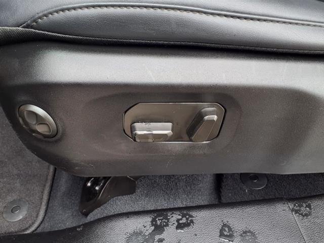 Certified Used 2024  Jeep  image 5