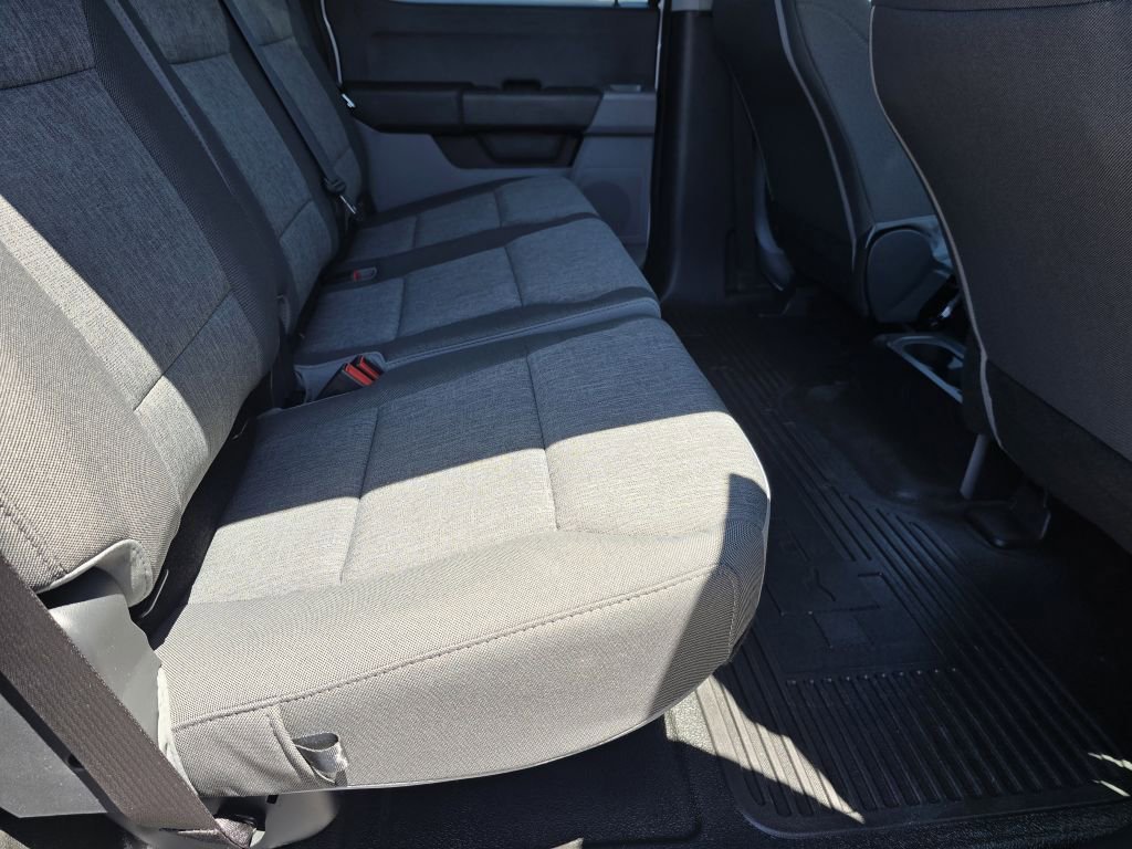 New 2026 Oxford White Ford XL image 30