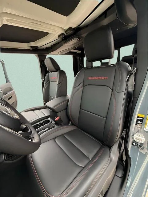 New 2026 Anvil Clear-Coat Exterior Paint Jeep Rubicon X image 22