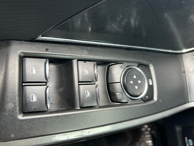 Used 2023 Black Ford XLT image 32