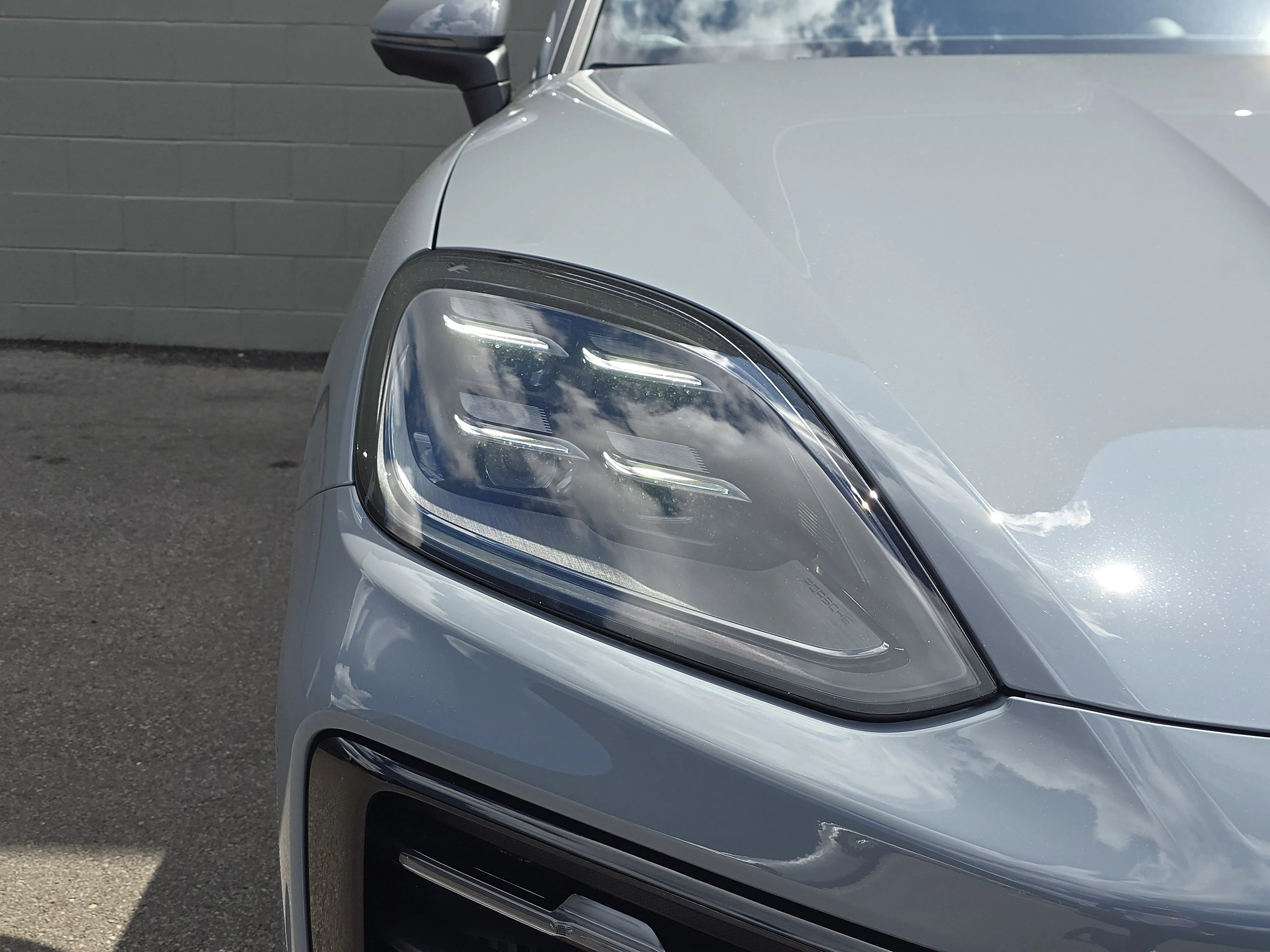 New 2026 Arctic Grey Porsche E-Hybrid image 11