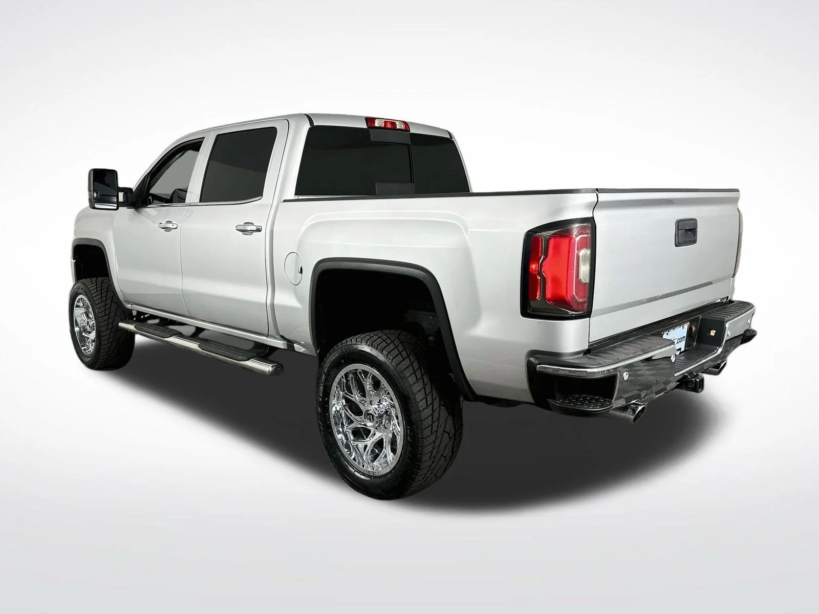 Used 2018 Quicksilver Metallic GMC SLT image 6