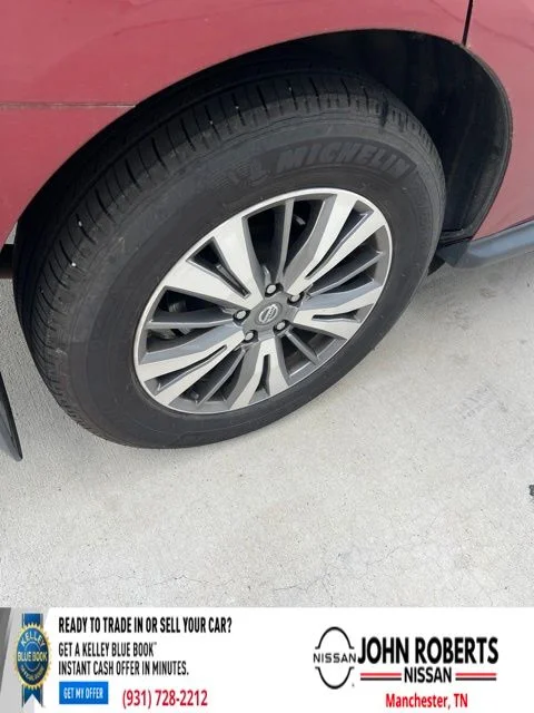 Used 2019 Red Nissan SV image 8