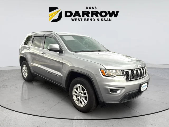 Used 2019 Silver Jeep Laredo E image 7