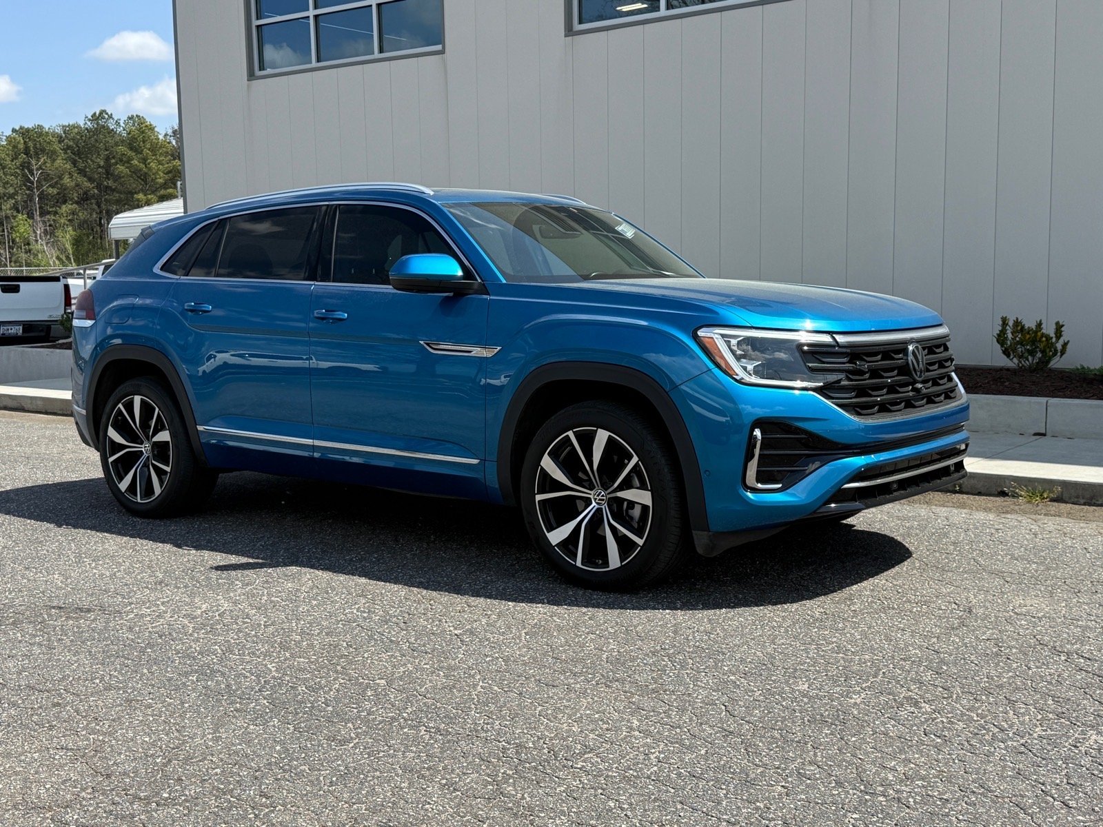 2024 Volkswagen Atlas Cross Sport SEL Premium R-LINE