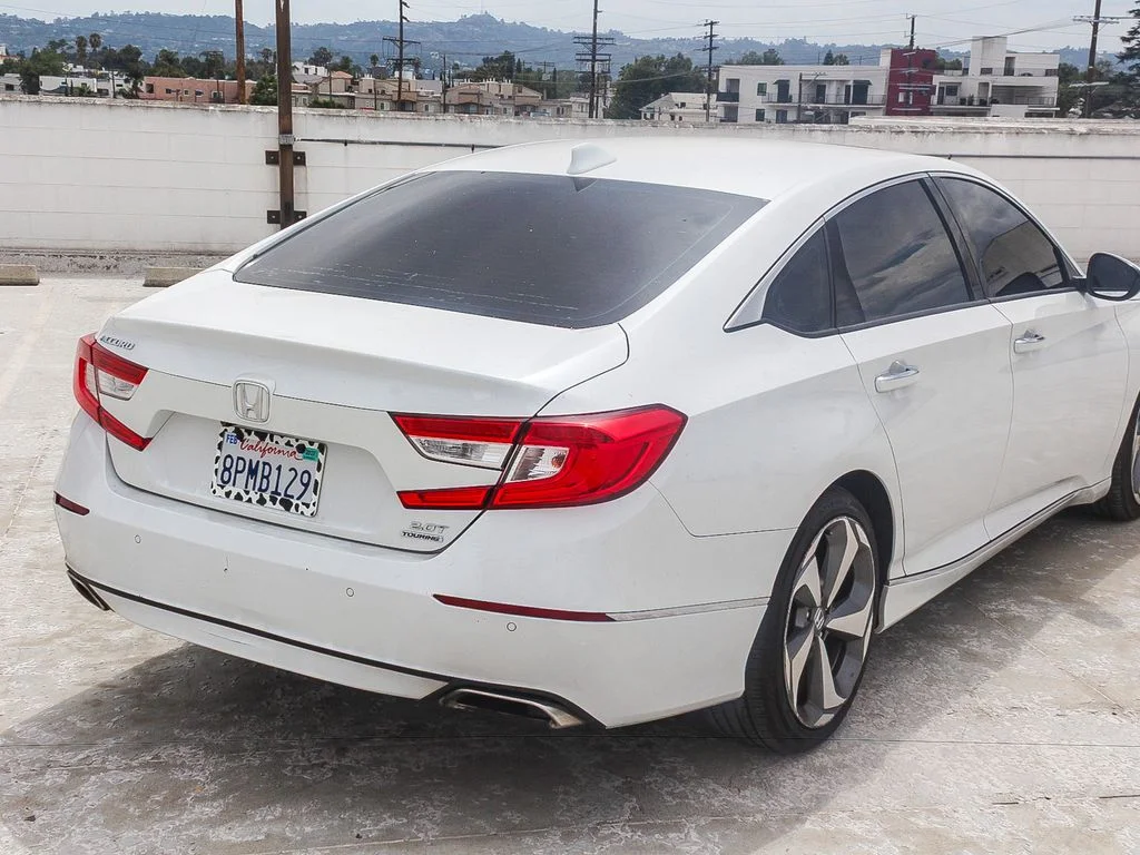 Used 2020 Platinum White Pearl Honda Touring 2.0T image 6