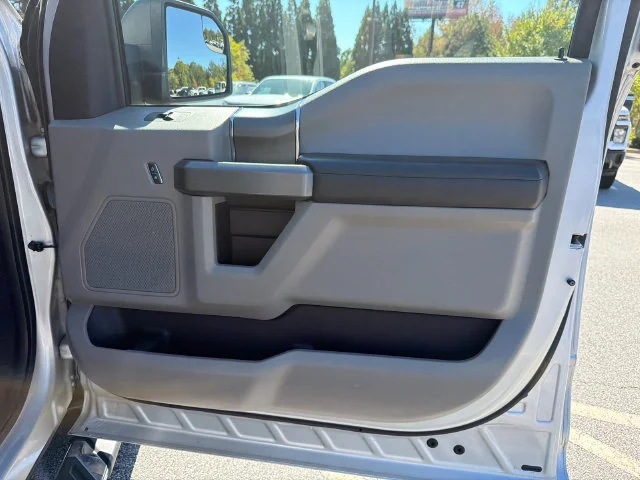 Used 2018 Silver Ford XLT image 14
