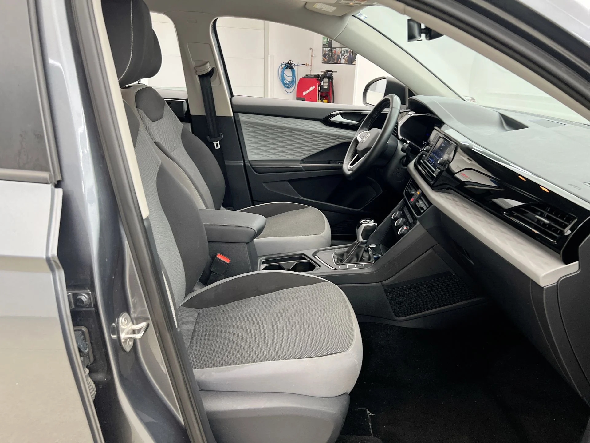 Used 2024 Gray Volkswagen 1.5T S image 15