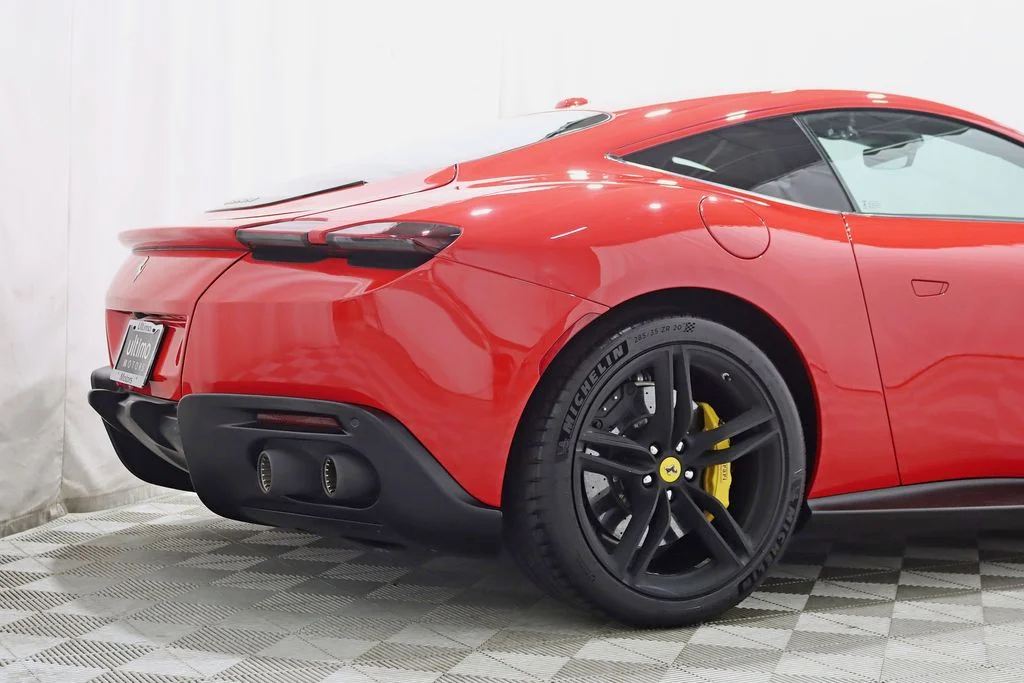 Used 2021 Red Ferrari Base image 11