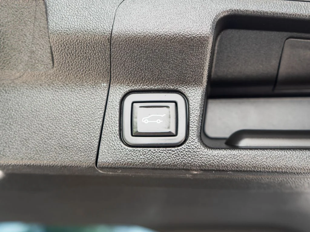 Used 2021 Gray GMC AT4 image 37