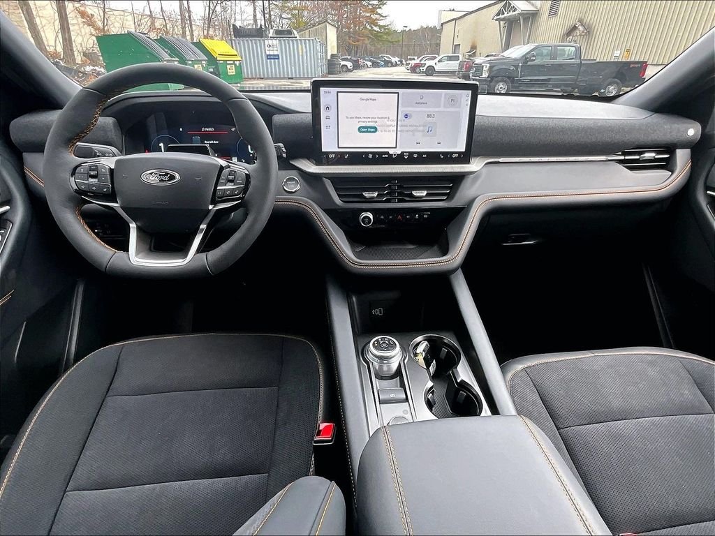 2026 Ford Explorer — photo 6