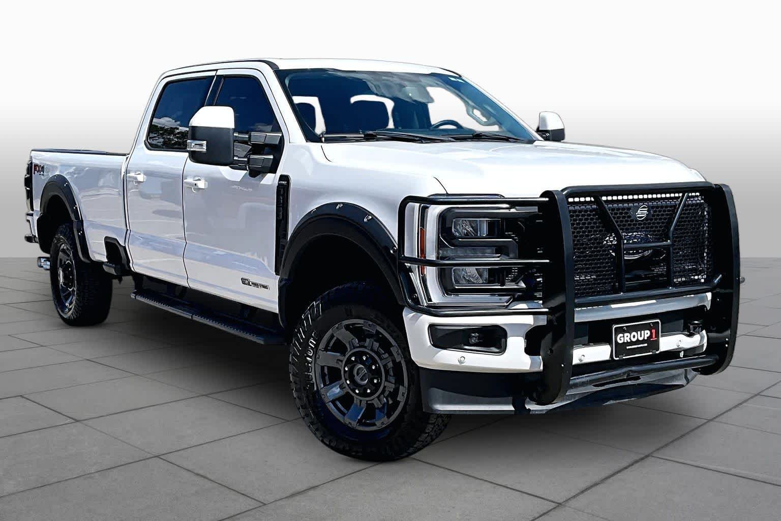 Pre-Owned 2023 Ford F-350 LARIAT