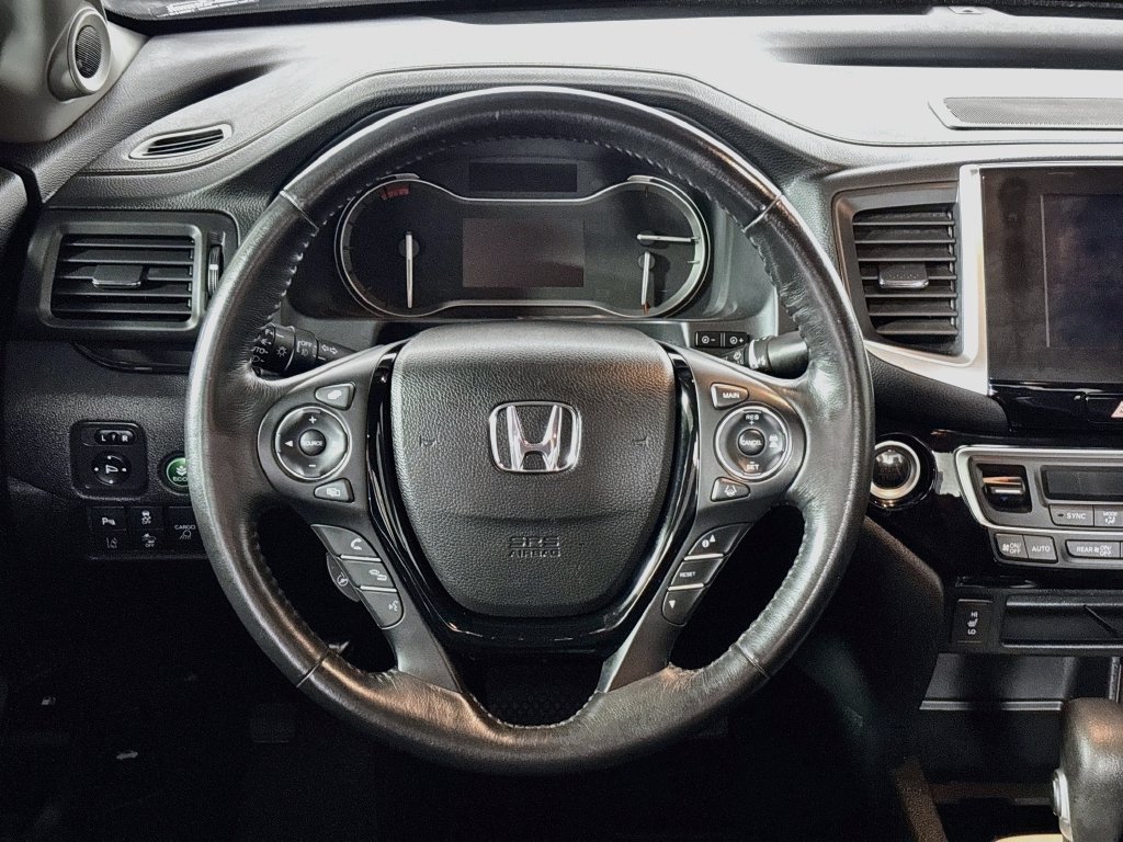 Used 2017 Silver Honda RTL-E image 13