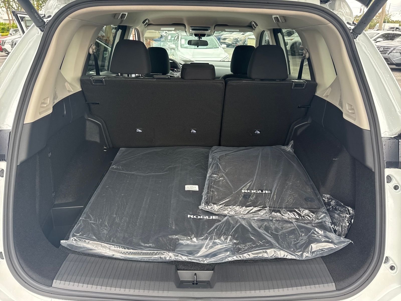 New 2026 Nissan Rogue SV 4D Sport Utility