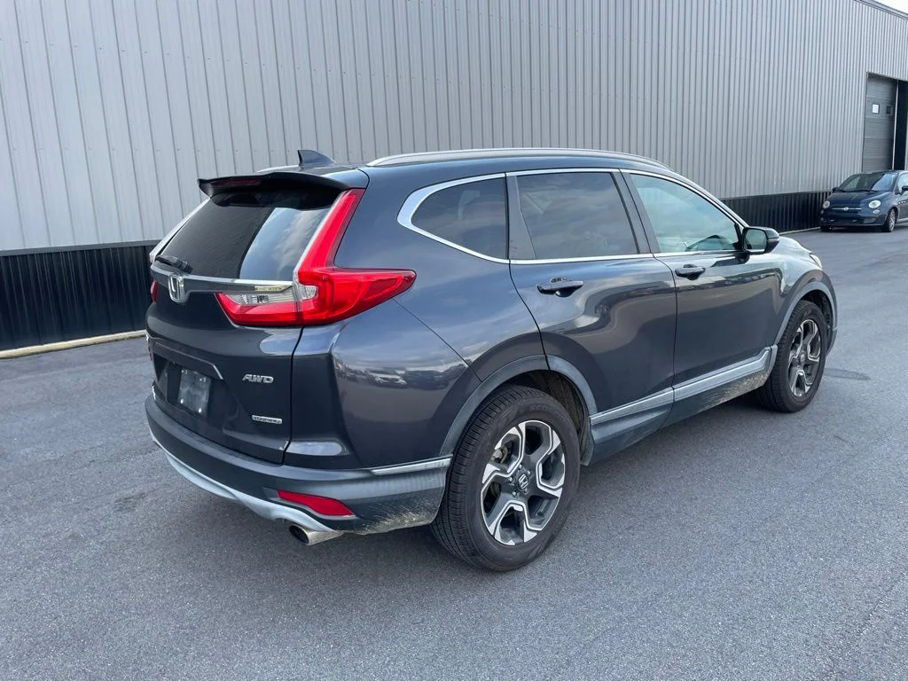 Used 2019 Gray Honda Touring image 3