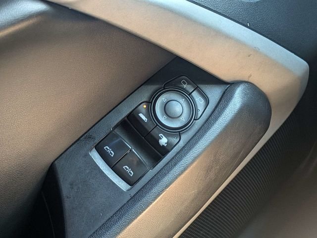Used 2019 Silver Chevrolet 1LT image 24