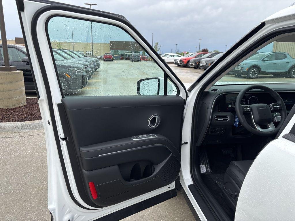 New 2026 White Pearl Hyundai SEL 8P image 15