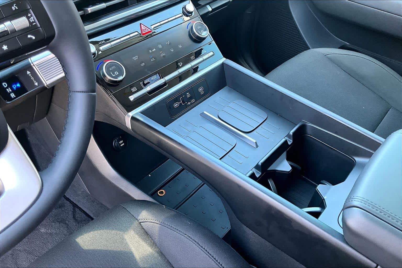 2026 Hyundai Santa Fe SE - Photo 17