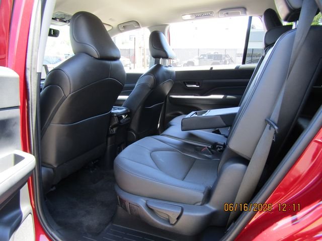Used 2024 Pearl Toyota XLE image 22